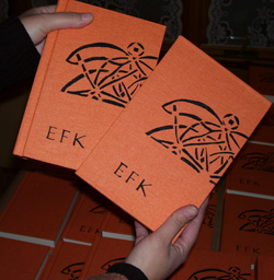 Álvarez, Moisés. Soledad Abarca: Boxes were made for some of the books, 2005, Toronto.